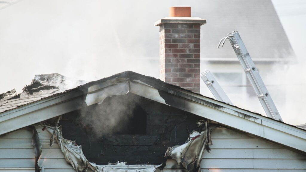 Fire damage house in need of emergency restoration service.